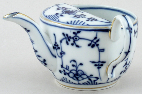 Feeding Cup c1880
